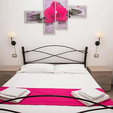 Casa Ibiscus Solanas (Cagliari)