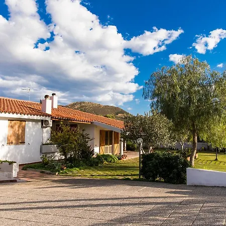 Casa Ibiscus Solanas (Cagliari)